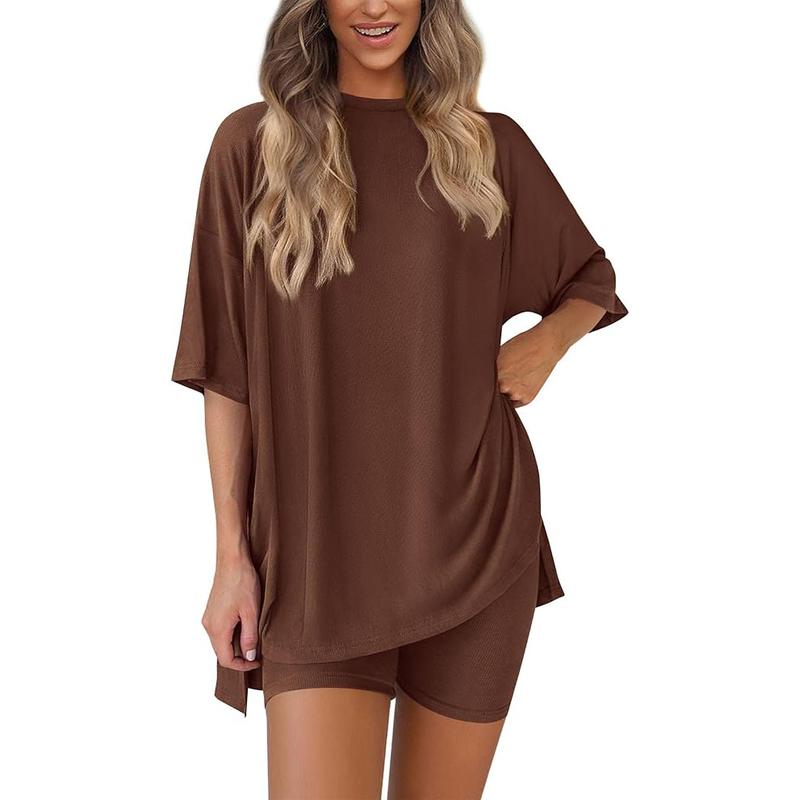 Women's Summer Two-Piece Set 2025 Casual Oversized Crewneck Split Hem Shirts Side Pocket Biker Shorts Matching Airport Travel Outfit Basic Lounge Womenswear Clothes